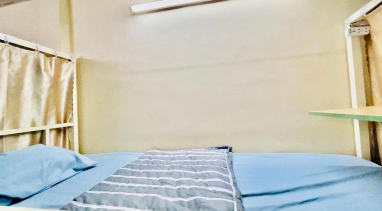 花ren Hostel Ho Chi Minh City Exterior photo
