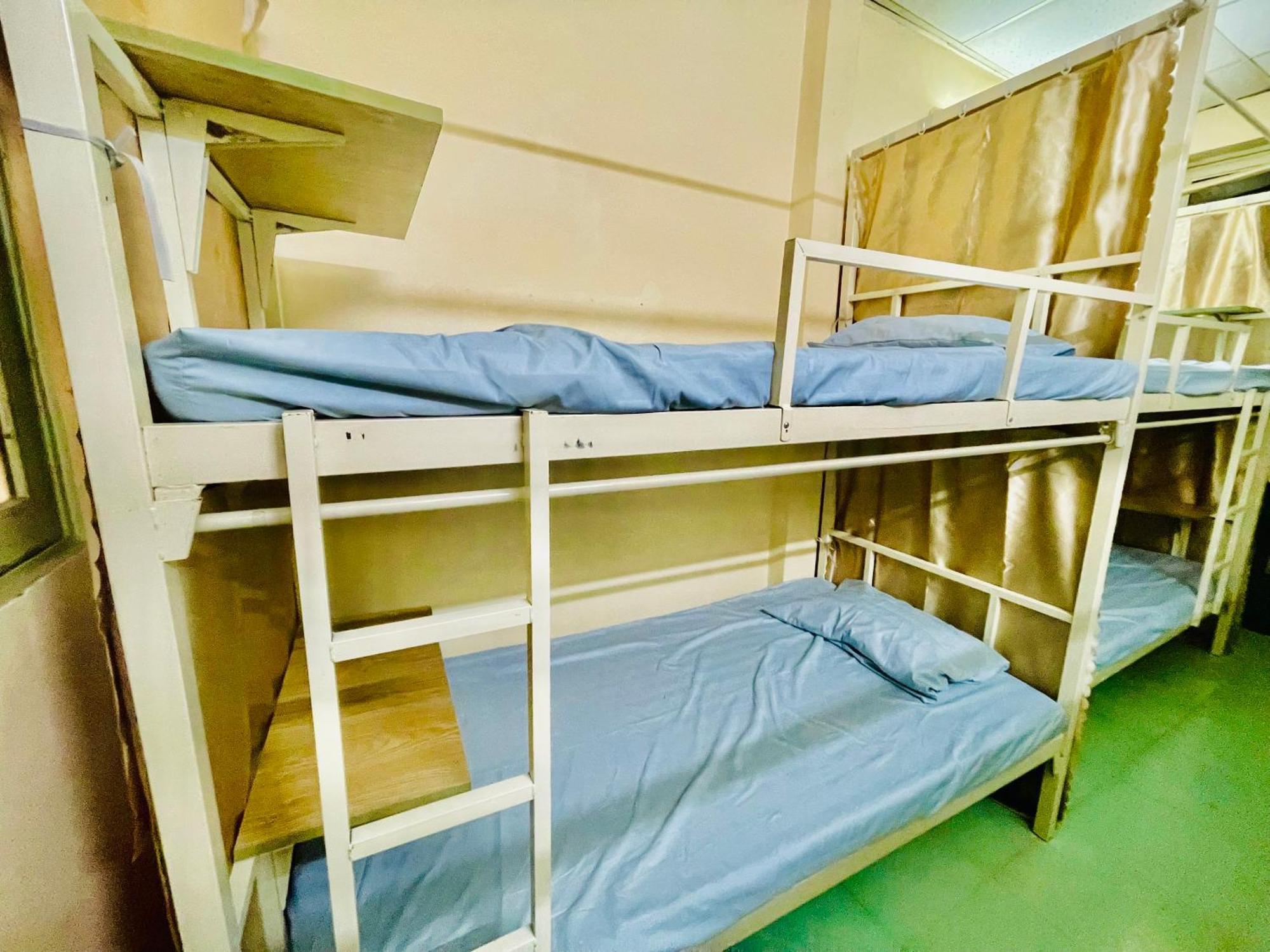 花ren Hostel Ho Chi Minh City Exterior photo